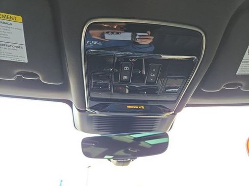 Used 2023 Land Rover Range Rover Sport SE image 24