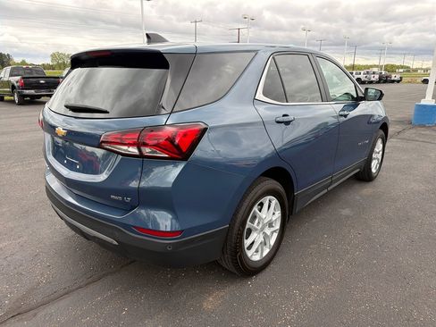 Used 2024 Chevrolet Equinox LT w/ LPO, Floor Liner Package AWD/4WD image 5