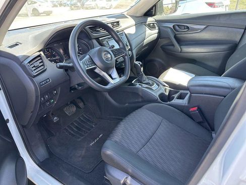 Used 2020 Nissan Rogue S FWD image 6