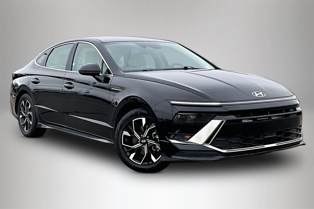 Used 2024 Hyundai Sonata SEL FWD image 1