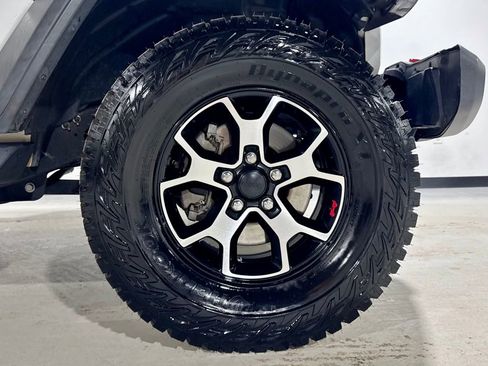 Used 2020 Jeep Wrangler Unlimited Rubicon image 35