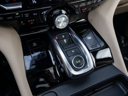 Certified 2025 Acura MDX SH-AWD image 34