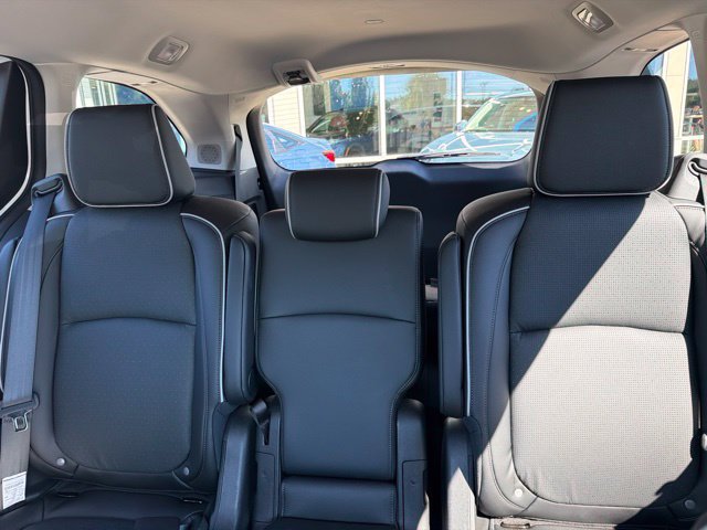 Used 2025 Honda Odyssey Elite image 16