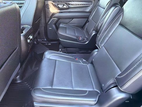 Used 2022 GMC Yukon Denali image 21