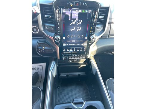 Used 2022 RAM 2500 Laramie w/ Safety Group B image 21