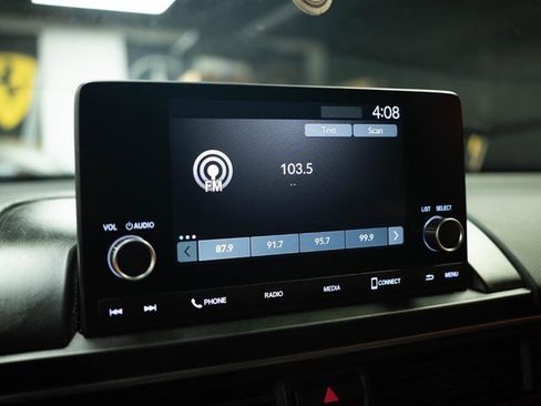 Used 2023 Honda Pilot Sport image 20