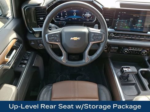 Used 2024 Chevrolet Silverado 1500 High Country w/ High Country Premium Package image 4