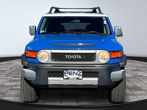 Used 2007 Toyota FJ Cruiser 4WD image 2