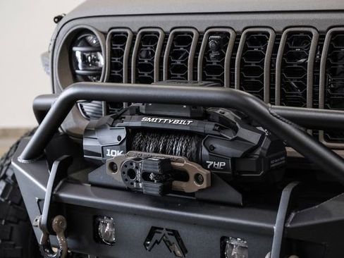 Used 2025 Jeep Gladiator Rubicon w/ Safety Group image 21