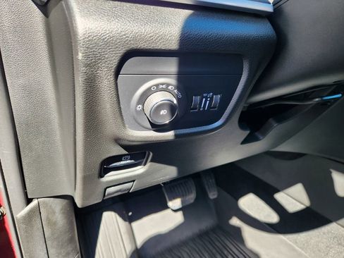 Used 2024 Jeep Grand Cherokee Limited w/ Luxury Tech Group II image 23