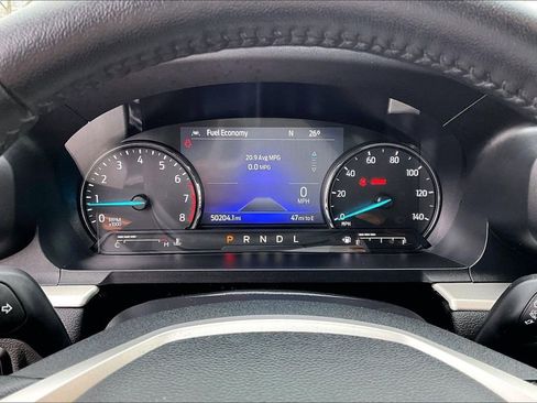 Certified 2022 Ford Explorer XLT w/ Equipment Group 202A image 19