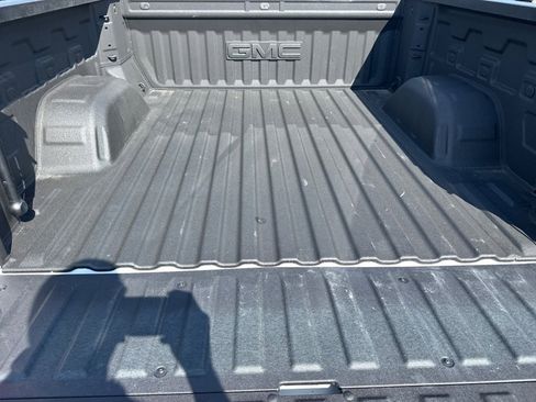 Used 2024 GMC Sierra 1500 SLT w/ SLT Premium Plus Package image 20