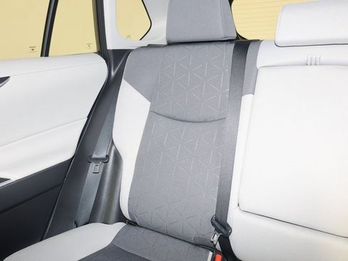 Used 2023 Toyota RAV4 XLE image 12