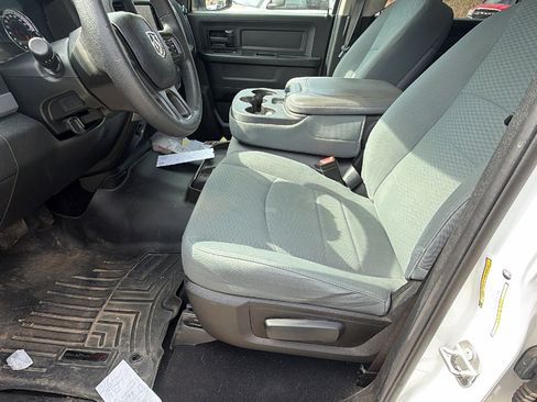 Used 2020 RAM 1500 Tradesman w/ Tradesman SXT Package image 16