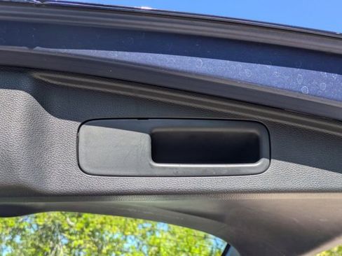 Used 2017 Honda CR-V LX image 14