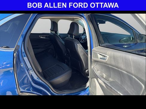 Used 2022 Ford Edge SEL w/ Convenience Package AWD/4WD image 17
