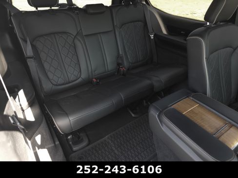 Used 2023 Jeep Grand Wagoneer Series III AWD/4WD image 24