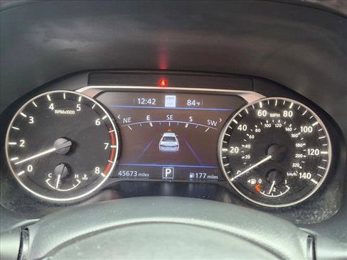 Used 2021 Nissan Altima 2.5 SL FWD image 11