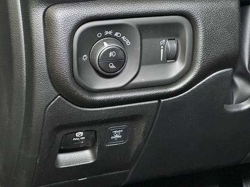 New 2026 RAM 1500 Express AWD/4WD image 20