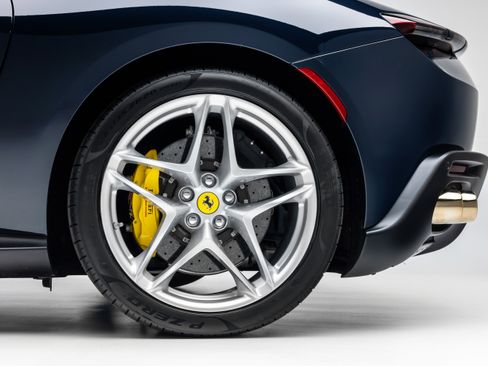 Certified 2021 Ferrari Roma Coupe image 19