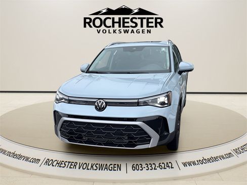 New 2026 Volkswagen Taos SEL image 1