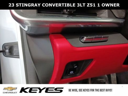 Used 2023 Chevrolet Corvette Stingray Premium Conv w/ Z51 Performance Package RWD image 28