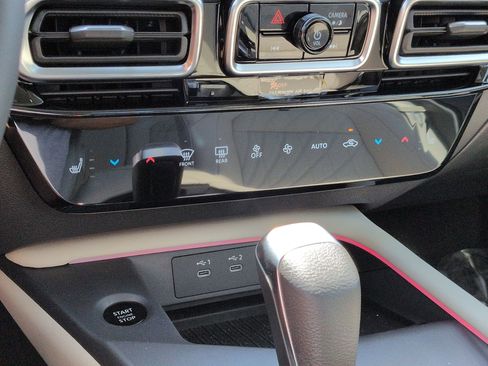 New 2026 Nissan Sentra SL w/ Floor Mat Package FWD image 19