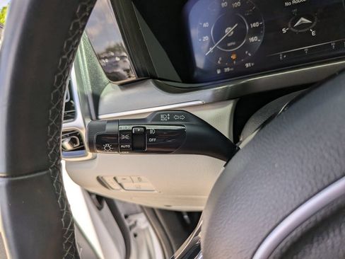 Certified 2023 Kia Sorento SX FWD image 34