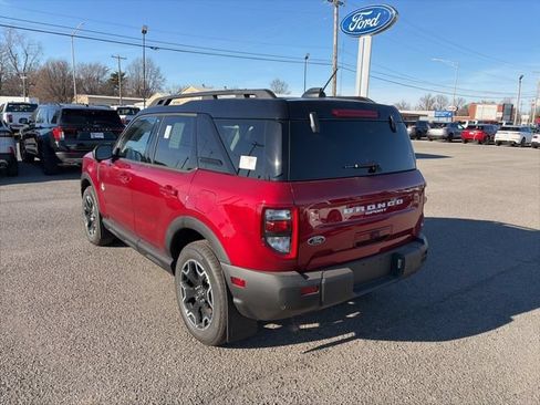 New 2025 Ford Bronco Sport Outer Banks w/ Outer Banks Tech Package+ AWD/4WD image 4