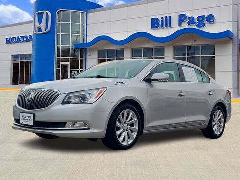 Used 2015 Buick LaCrosse Leather image 2