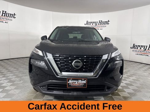 Used 2021 Nissan Rogue S image 4