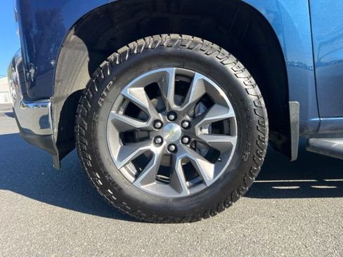 Used 2020 Chevrolet Silverado 1500 LT w/ All-Star Edition AWD/4WD image 10