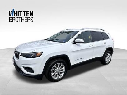 Used 2019 Jeep Cherokee Latitude w/ Popular Appearance Group