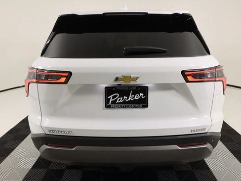 Used 2026 Chevrolet Equinox LT w/ LPO, Floor Liner Package FWD image 4