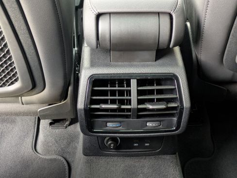 Certified 2023 Audi Q3 2.0T Premium Plus w/ Premium Plus Package image 24