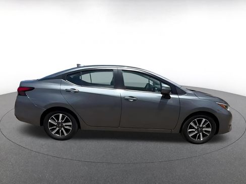 Used 2025 Nissan Versa SV FWD image 16