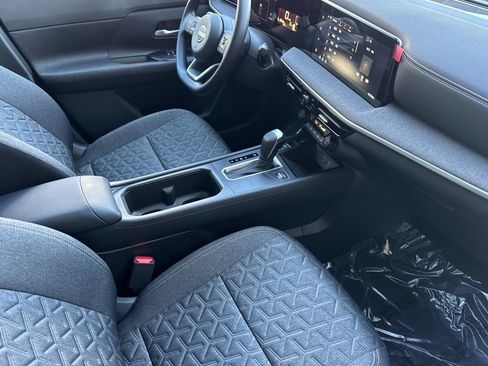 New 2026 Nissan Kicks SV w/ SV Premium Package AWD/4WD image 18
