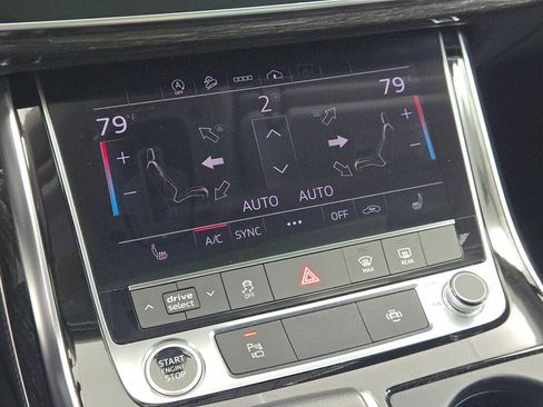 Used 2024 Audi Q7 3.0T Premium Plus image 31