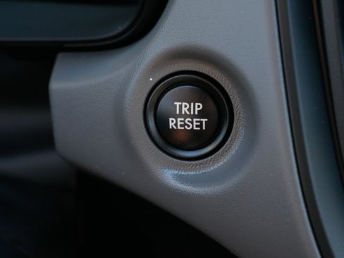 Used 2024 Subaru Crosstrek 2.0i AWD/4WD image 36