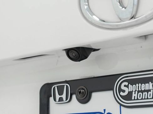 Used 2023 Toyota RAV4 XLE AWD/4WD image 27