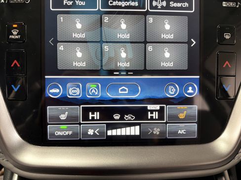 Certified 2025 Subaru Outback Premium w/ Popular Package #1A image 23