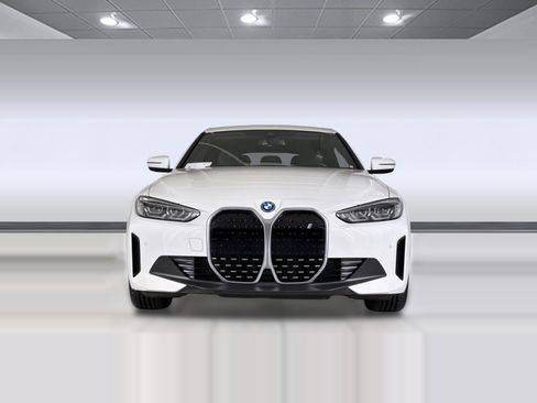 Certified 2023 BMW i4 eDrive35 RWD image 5