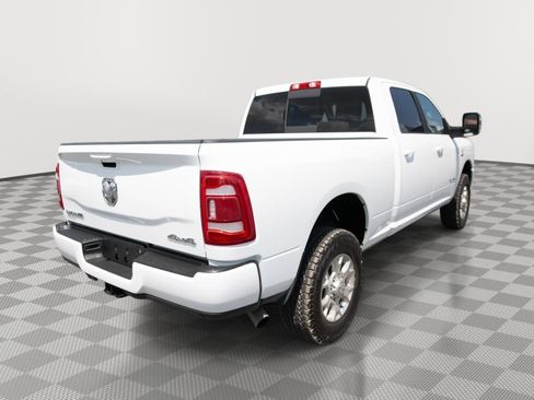 Used 2024 RAM 2500 Laramie AWD/4WD image 5