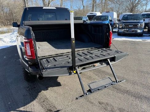 Certified 2018 Ford F150 Raptor w/ Equipment Group 801A Mid image 7