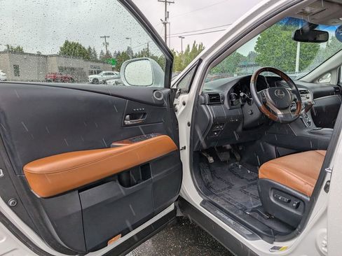 Used 2013 Lexus RX 450h AWD w/ Navigation Pkg image 19