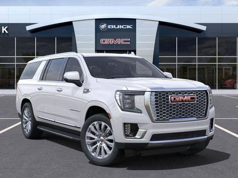 New 2024 GMC Yukon XL Denali w/ Advanced Technology Package image 7