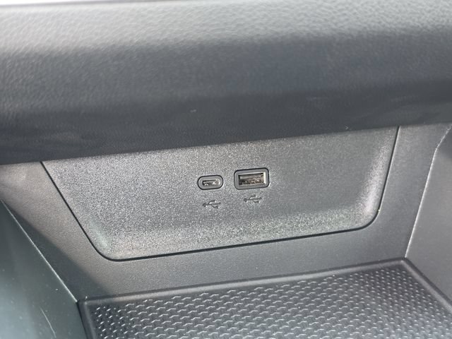 New 2027 Chevrolet Equinox LT w/ Convenience Package II FWD image 27
