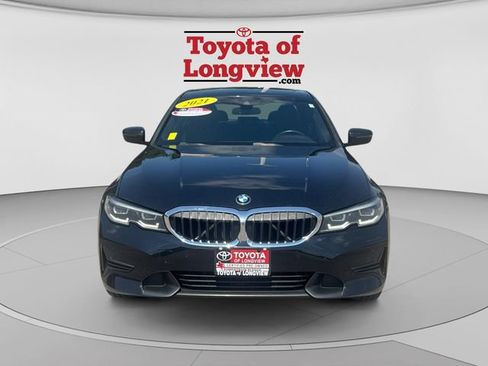 Used 2021 BMW 330i Sedan w/ Convenience Package RWD image 8