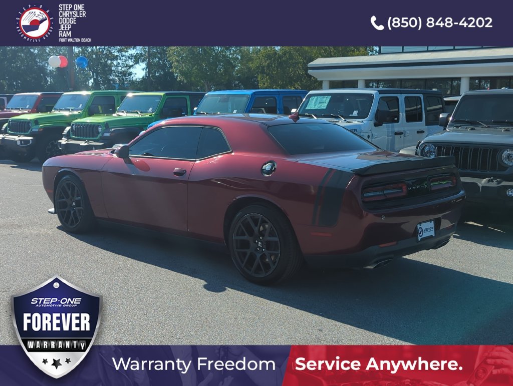 Used 2018 Dodge Challenger R/T Scat Pack RWD image 4