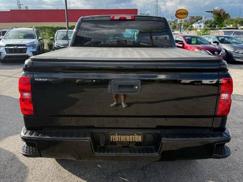 Used 2018 Chevrolet Silverado 1500 Custom w/ Custom Value Package AWD/4WD image 12